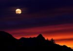 the-full-moon-on-the-mountain-3706x2622_70947-150x106